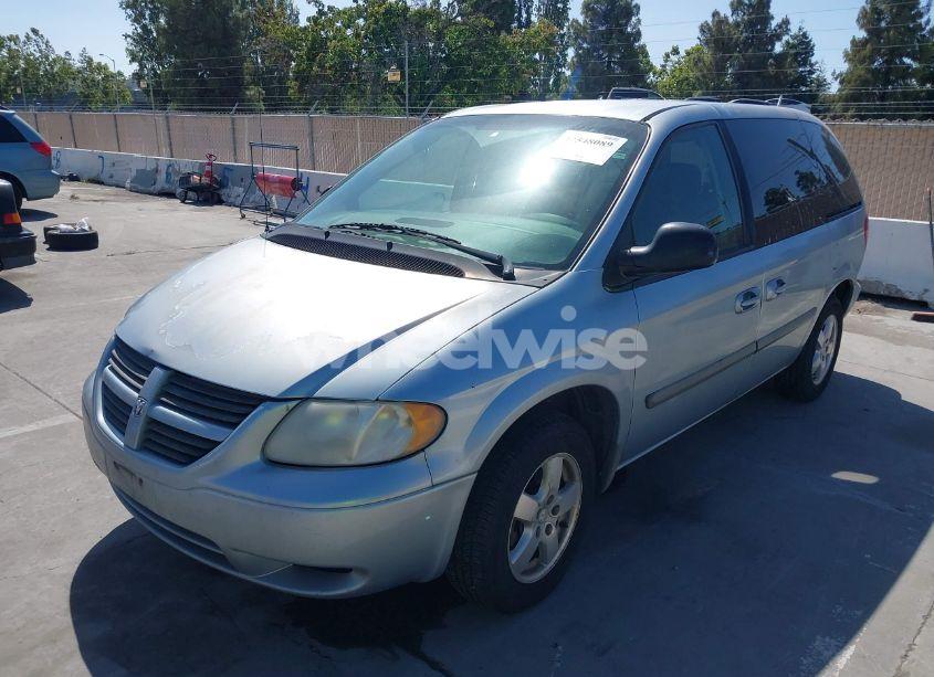 Photo 6 of 2005 Dodge Caravan SXT (VIN 1D4GP45R25B284206)