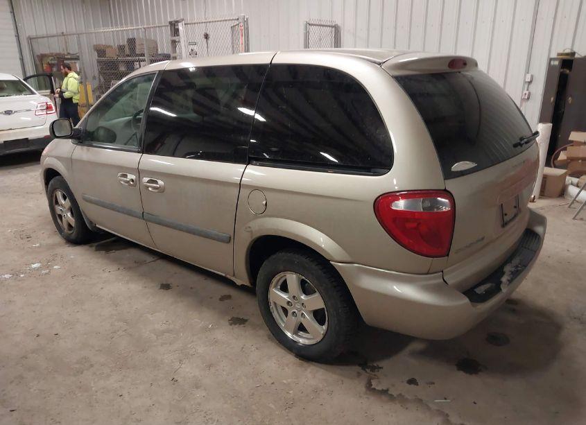 Photo 3 of 2006 Dodge Caravan SXT (VIN 1D4GP45R26B700059)