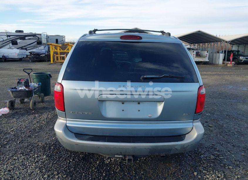 Photo 16 of 2005 Dodge Caravan SXT (VIN 1D4GP45R35B163054)