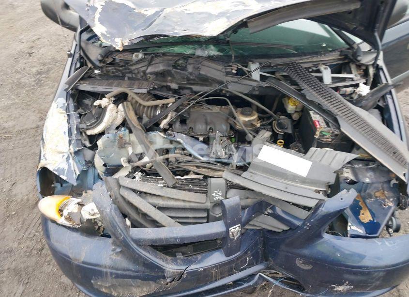 Photo 10 of 2005 Dodge Caravan SXT (VIN 1D4GP45R35B240229)