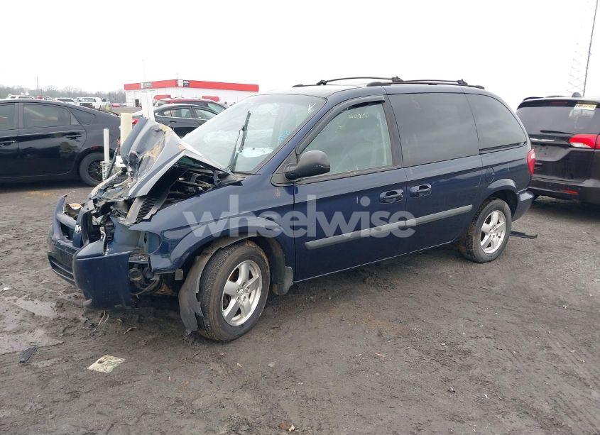 Photo 2 of 2005 Dodge Caravan SXT (VIN 1D4GP45R35B240229)