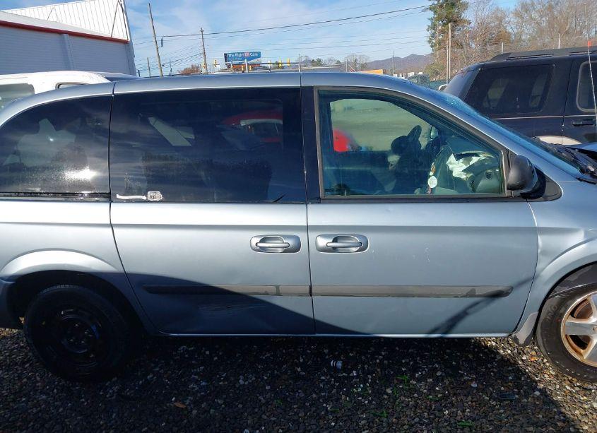 Photo 13 of 2005 Dodge Caravan SXT (VIN 1D4GP45R35B274252)