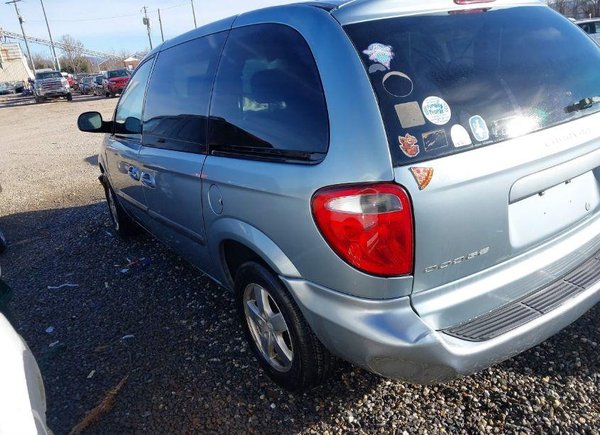 Photo 3 of 2005 Dodge Caravan SXT (VIN 1D4GP45R35B274252)