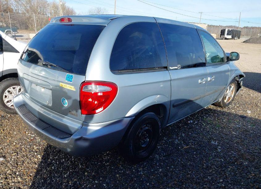 Photo 4 of 2005 Dodge Caravan SXT (VIN 1D4GP45R35B274252)