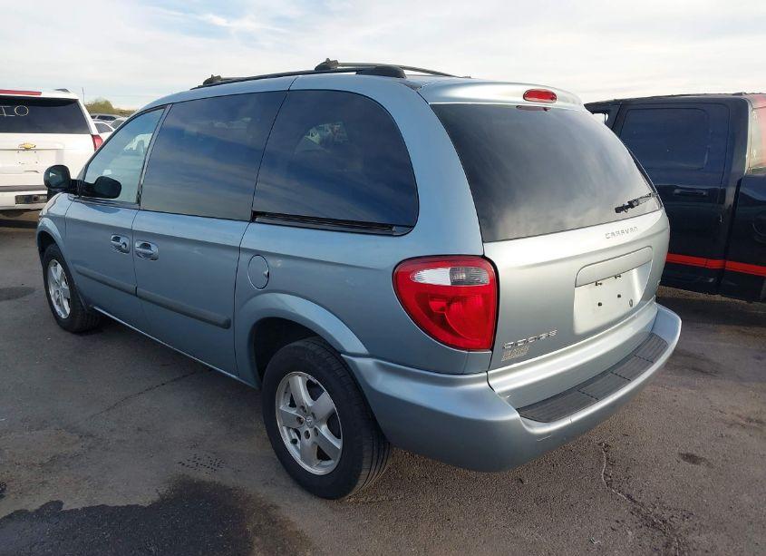 Photo 3 of 2005 Dodge Caravan SXT (VIN 1D4GP45R35B420990)