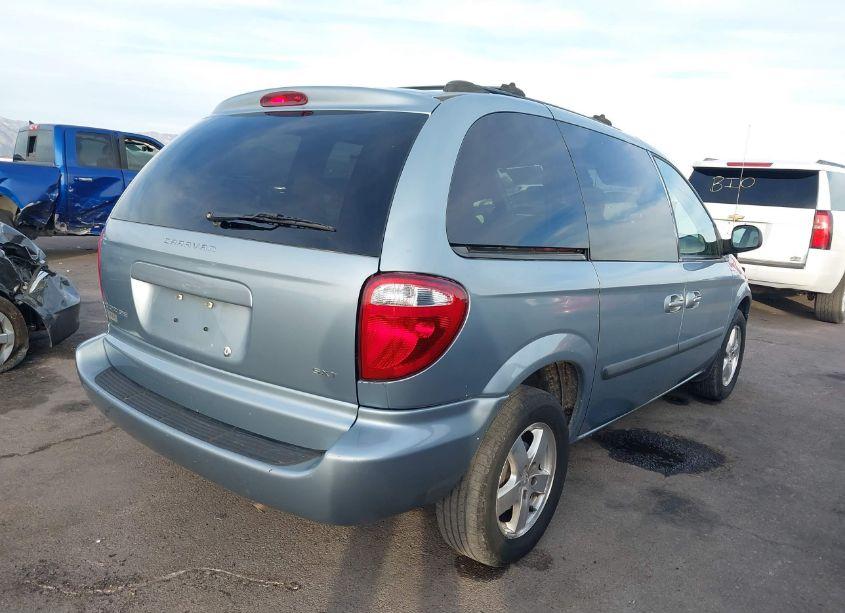 Photo 4 of 2005 Dodge Caravan SXT (VIN 1D4GP45R35B420990)