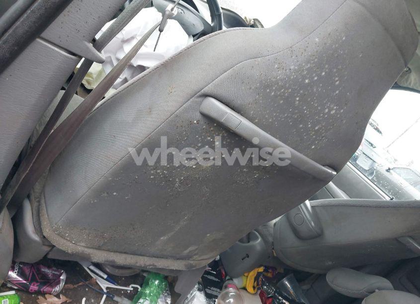 Photo 13 of 2005 Dodge Caravan SXT (VIN 1D4GP45R45B159286)