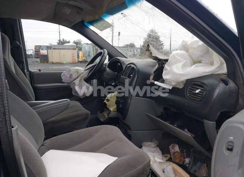 Photo 5 of 2005 Dodge Caravan SXT (VIN 1D4GP45R45B159286)