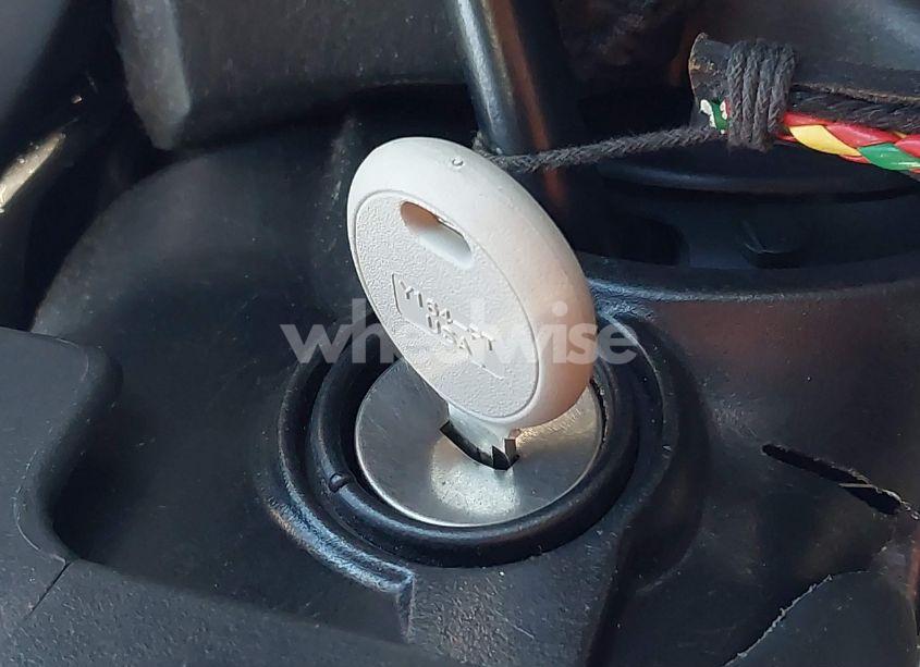 Photo 11 of 2005 Dodge Caravan SXT (VIN 1D4GP45R45B400215)