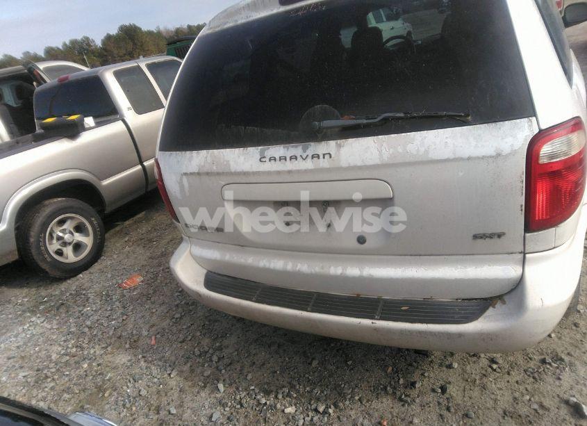 Photo 14 of 2005 Dodge Caravan SXT (VIN 1D4GP45R45B400215)