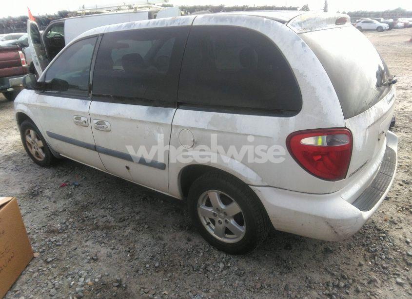Photo 3 of 2005 Dodge Caravan SXT (VIN 1D4GP45R45B400215)