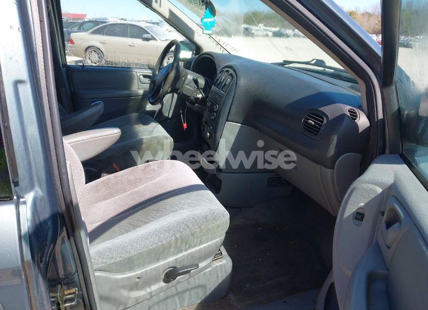 Photo 5 of 2006 Dodge Caravan SXT (VIN 1D4GP45R46B500512)