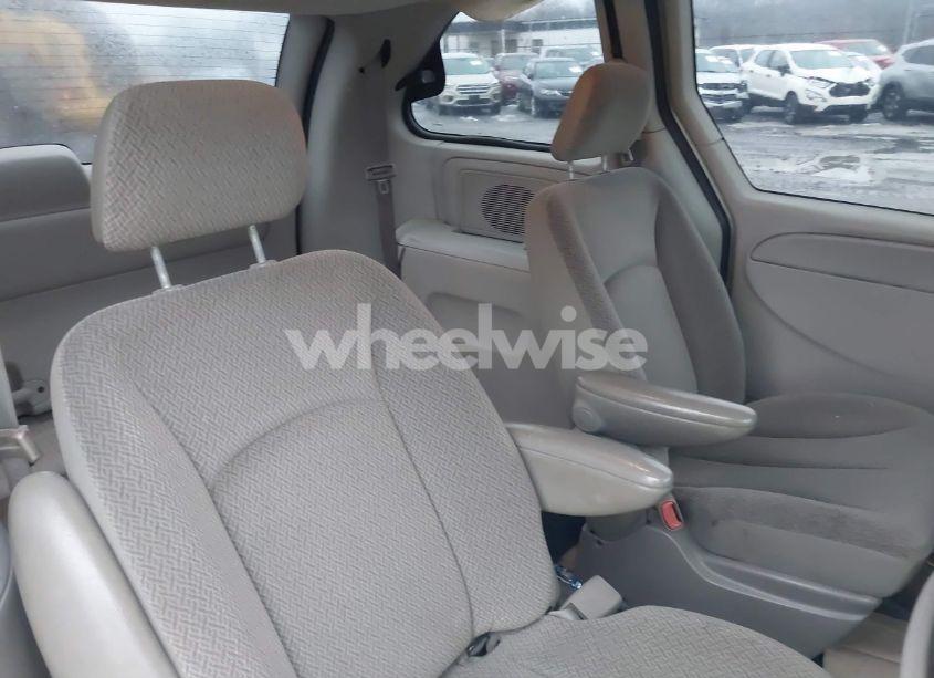 Photo 8 of 2006 Dodge Caravan SXT (VIN 1D4GP45R46B713654)