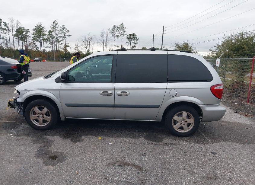 Photo 15 of 2006 Dodge Caravan SXT (VIN 1D4GP45R66B537027)
