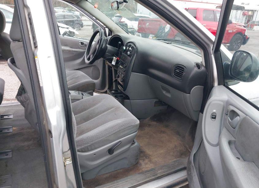 Photo 5 of 2006 Dodge Caravan SXT (VIN 1D4GP45R66B537027)