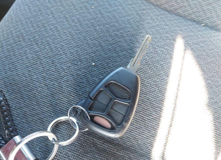 Photo 11 of 2005 Dodge Caravan SXT (VIN 1D4GP45R75B244784)