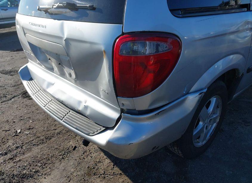 Photo 14 of 2005 Dodge Caravan SXT (VIN 1D4GP45R75B244784)