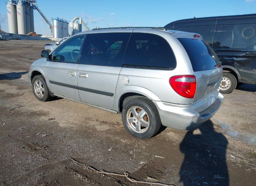 Photo 3 of 2005 Dodge Caravan SXT (VIN 1D4GP45R75B244784)