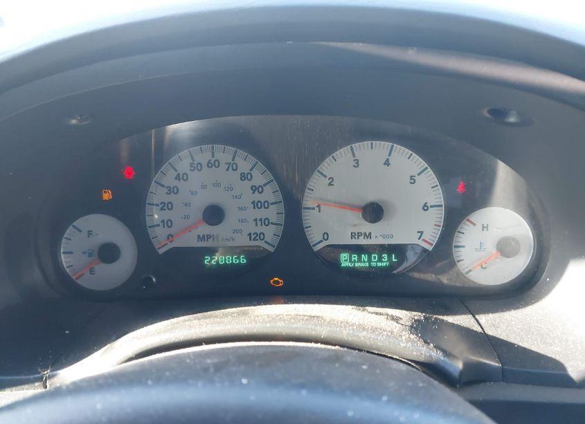 Photo 7 of 2005 Dodge Caravan SXT (VIN 1D4GP45R75B244784)