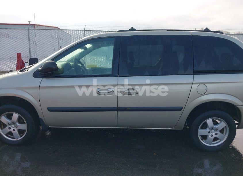 Photo 14 of 2006 Dodge Caravan SXT (VIN 1D4GP45R76B574152)