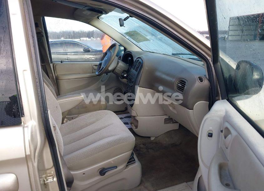 Photo 5 of 2006 Dodge Caravan SXT (VIN 1D4GP45R76B574152)