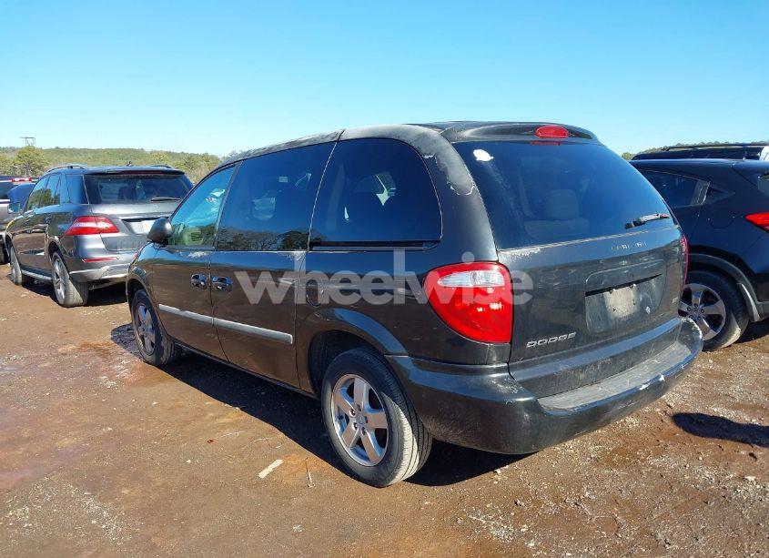 Photo 3 of 2005 Dodge Caravan SXT (VIN 1D4GP45R85B269905)