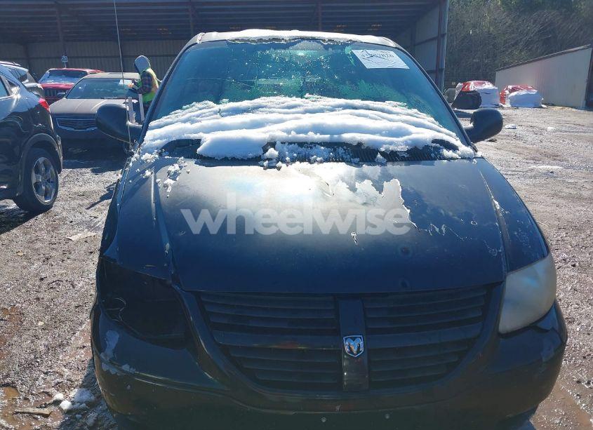 Photo 6 of 2005 Dodge Caravan SXT (VIN 1D4GP45R85B269905)