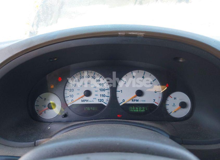 Photo 7 of 2005 Dodge Caravan SXT (VIN 1D4GP45R85B269905)