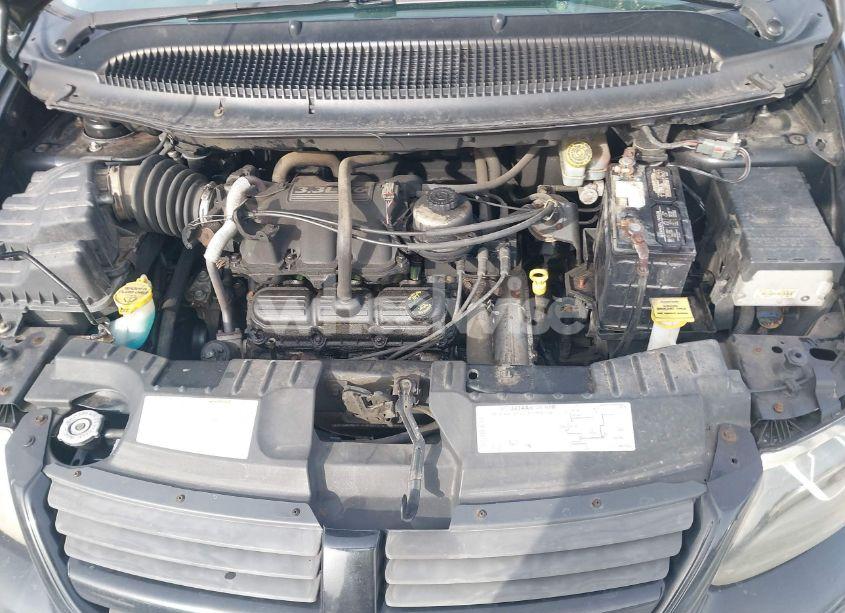 Photo 10 of 2005 Dodge Caravan SXT (VIN 1D4GP45R85B434609)