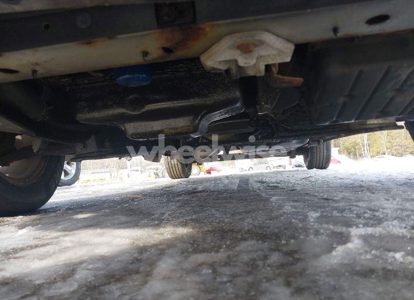 Photo 14 of 2005 Dodge Caravan SXT (VIN 1D4GP45R85B434609)