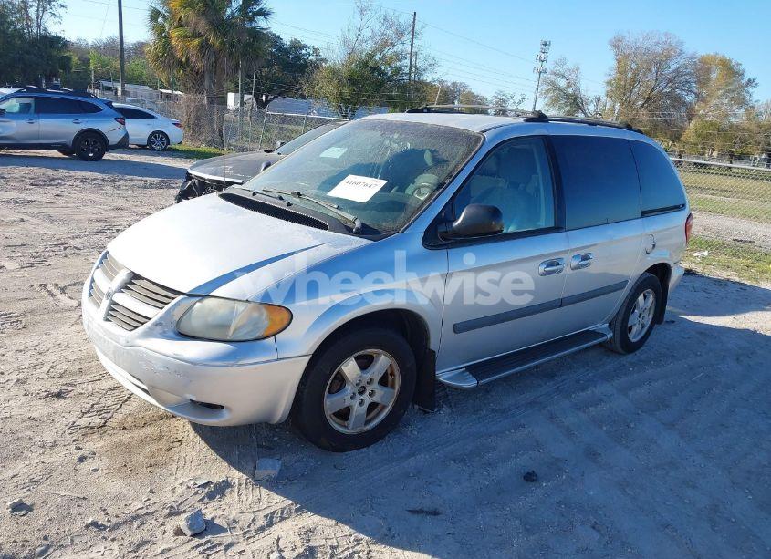 Photo 2 of 2005 Dodge Caravan SXT (VIN 1D4GP45R95B239814)