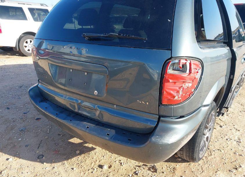 Photo 6 of 2005 Dodge Caravan SXT (VIN 1D4GP45R95B393049)