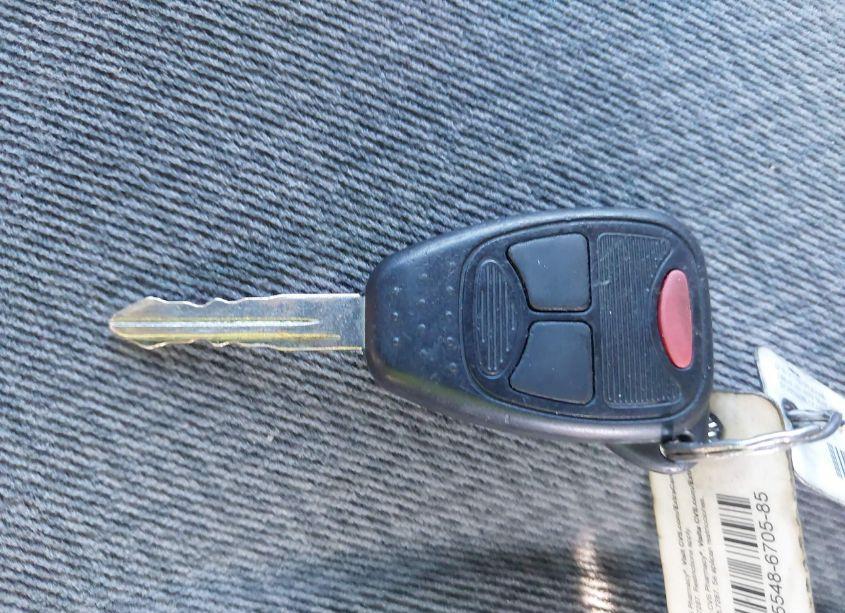 Photo 11 of 2005 Dodge Caravan SXT (VIN 1D4GP45R95B393763)