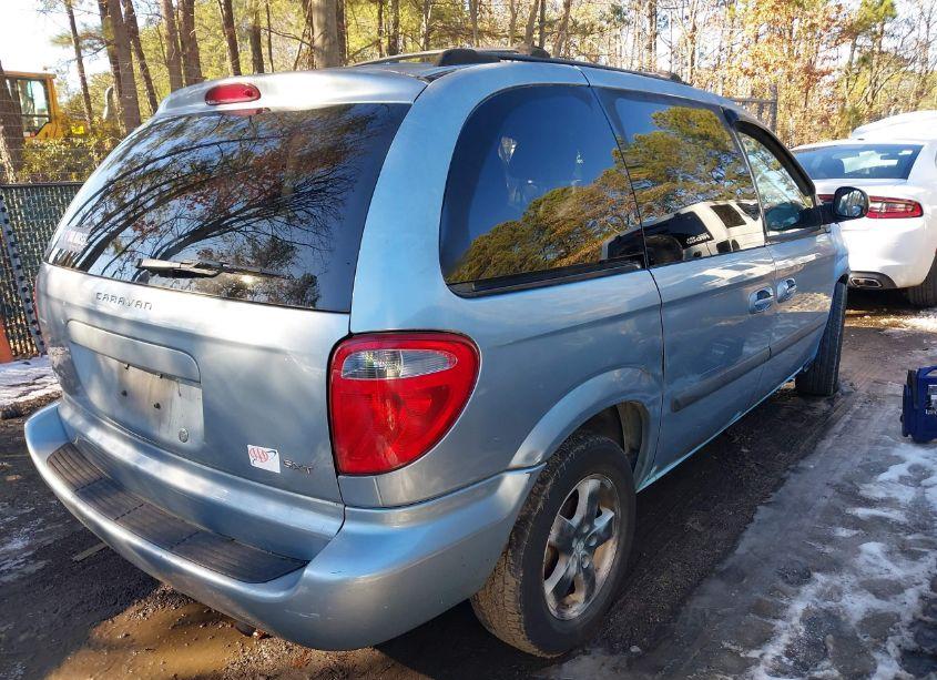 Photo 4 of 2005 Dodge Caravan SXT (VIN 1D4GP45R95B393763)