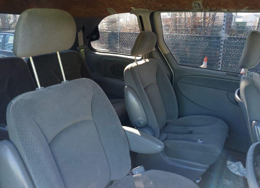 Photo 8 of 2005 Dodge Caravan SXT (VIN 1D4GP45R95B393763)