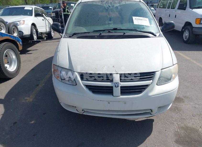 Photo 6 of 2006 Dodge Caravan SXT (VIN 1D4GP45R96B728828)