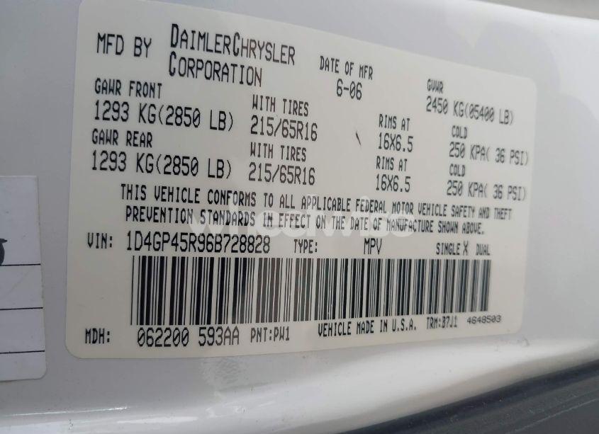 Photo 9 of 2006 Dodge Caravan SXT (VIN 1D4GP45R96B728828)