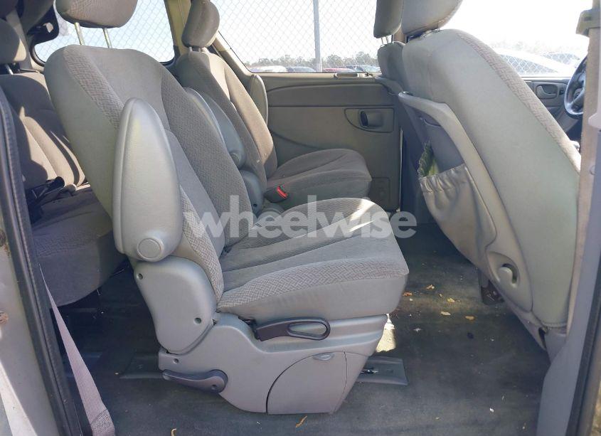 Photo 8 of 2006 Dodge Caravan SXT (VIN 1D4GP45R96B737190)