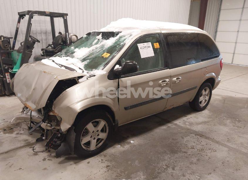 Photo 2 of 2007 Dodge Caravan SXT (VIN 1D4GP45R97B182694)