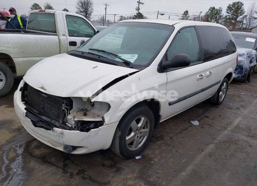 Photo 2 of 2005 Dodge Caravan SXT (VIN 1D4GP45RX5B124817)