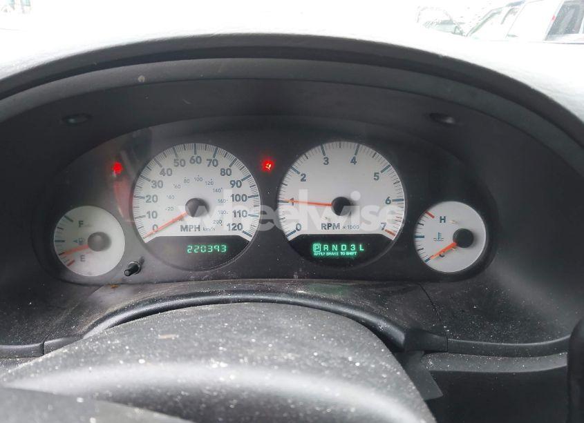 Photo 7 of 2005 Dodge Caravan SXT (VIN 1D4GP45RX5B124817)