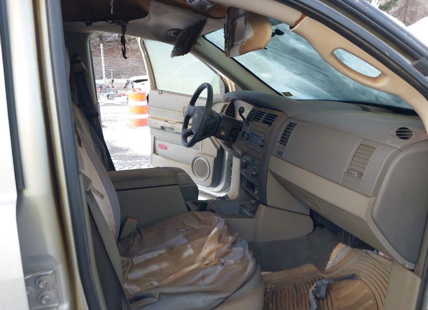 Photo 5 of 2006 Dodge Durango SXT (VIN 1D4HB38N96F106924)