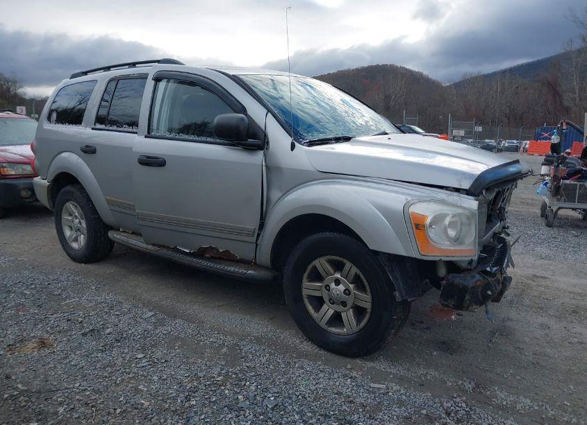 2005 Dodge Durango SLT (VIN 1D4HB48D55F504367) main photo