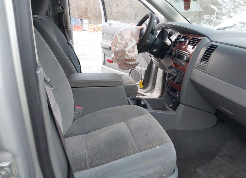 Photo 5 of 2005 Dodge Durango SLT (VIN 1D4HB48D55F504367)