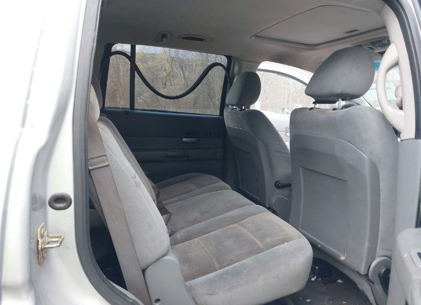 Photo 8 of 2005 Dodge Durango SLT (VIN 1D4HB48D55F504367)