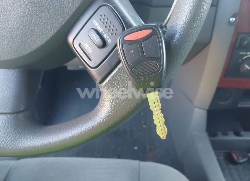 Photo 11 of 2005 Dodge Durango SLT (VIN 1D4HB48D75F590099)