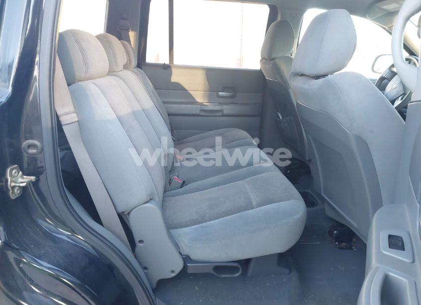 Photo 8 of 2005 Dodge Durango SLT (VIN 1D4HB48D75F590099)
