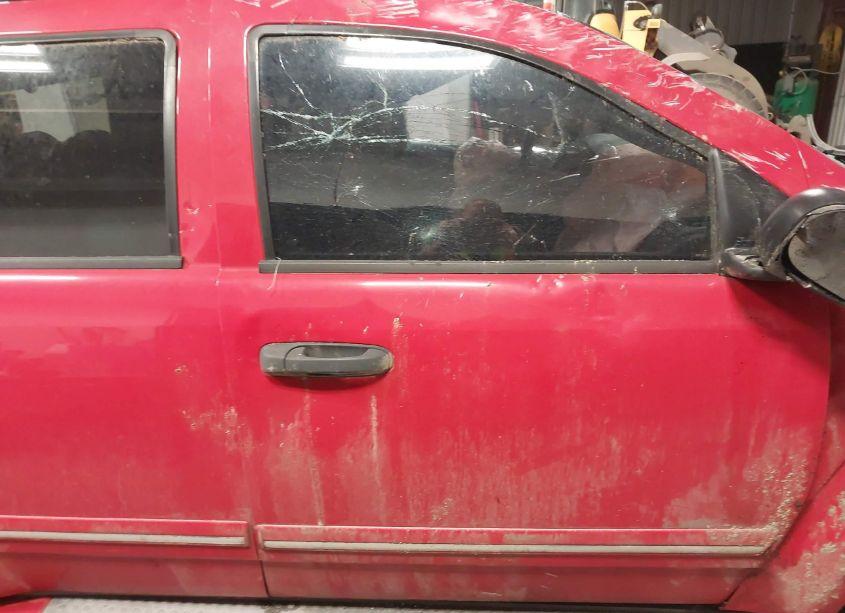 Photo 12 of 2005 Dodge Durango LIMITED (VIN 1D4HB58D75F582400)