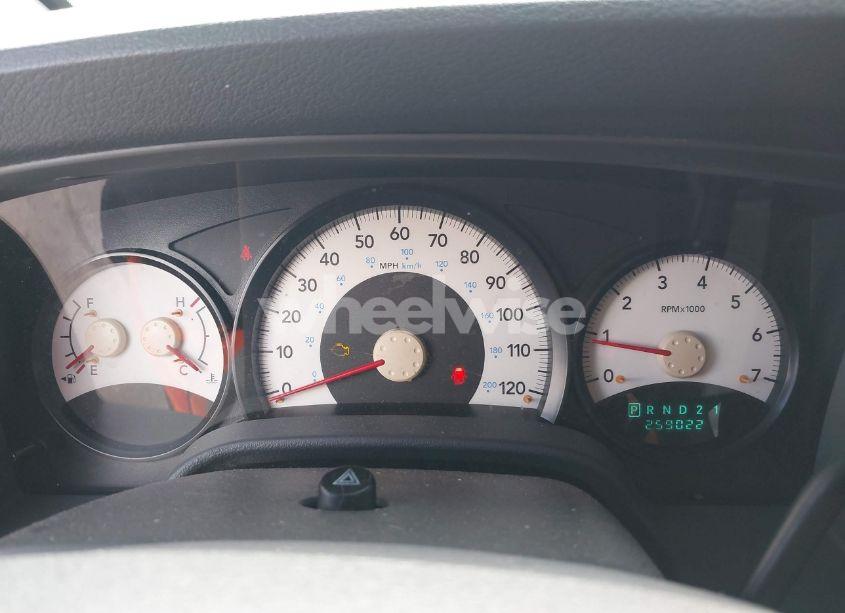 Photo 7 of 2006 Dodge Durango SXT (VIN 1D4HD38N26F107701)