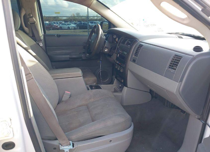Photo 5 of 2005 Dodge Durango ST (VIN 1D4HD38N65F570147)